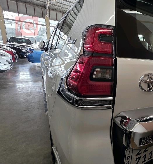 تويوتا لاندكروزر برادو